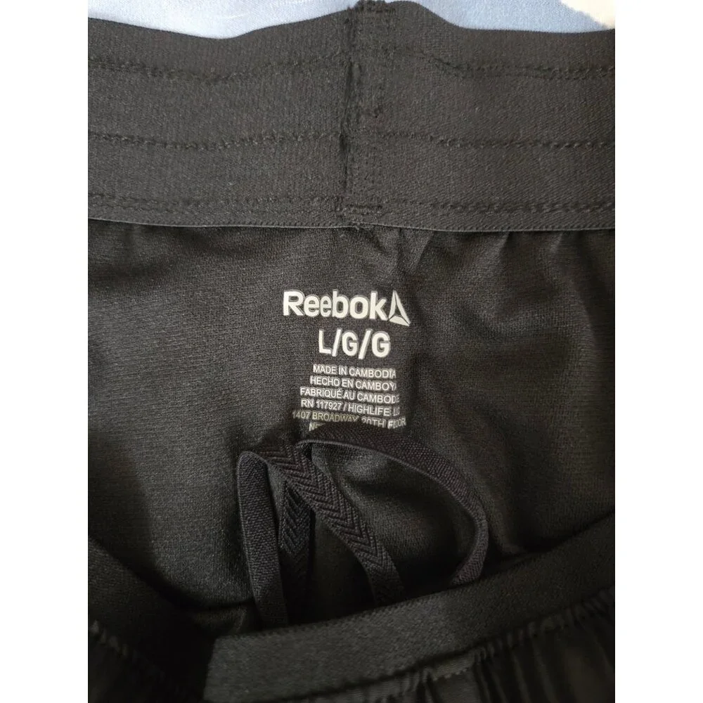 Black Reebok Staple Running Shorts Women's Size Large - NWT - Picture 5 of 6